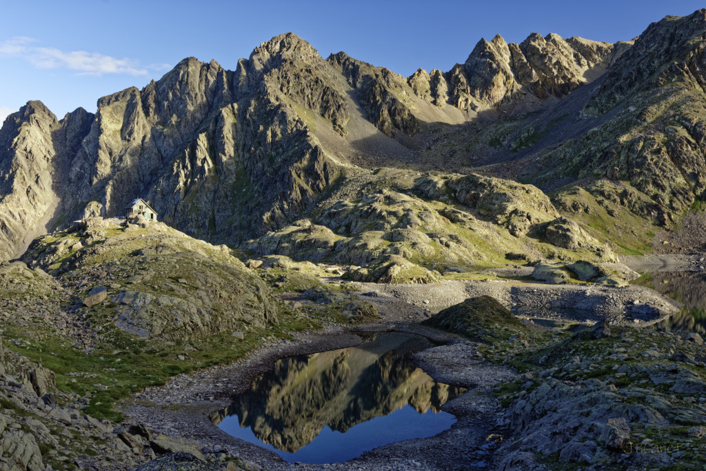 Refuge et lac de Rabuons Refuge et lac de Rabuons